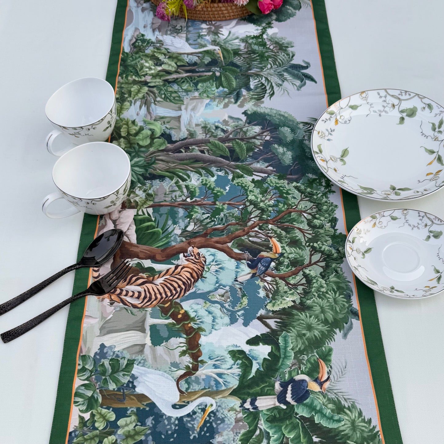 Table Set - Jungle