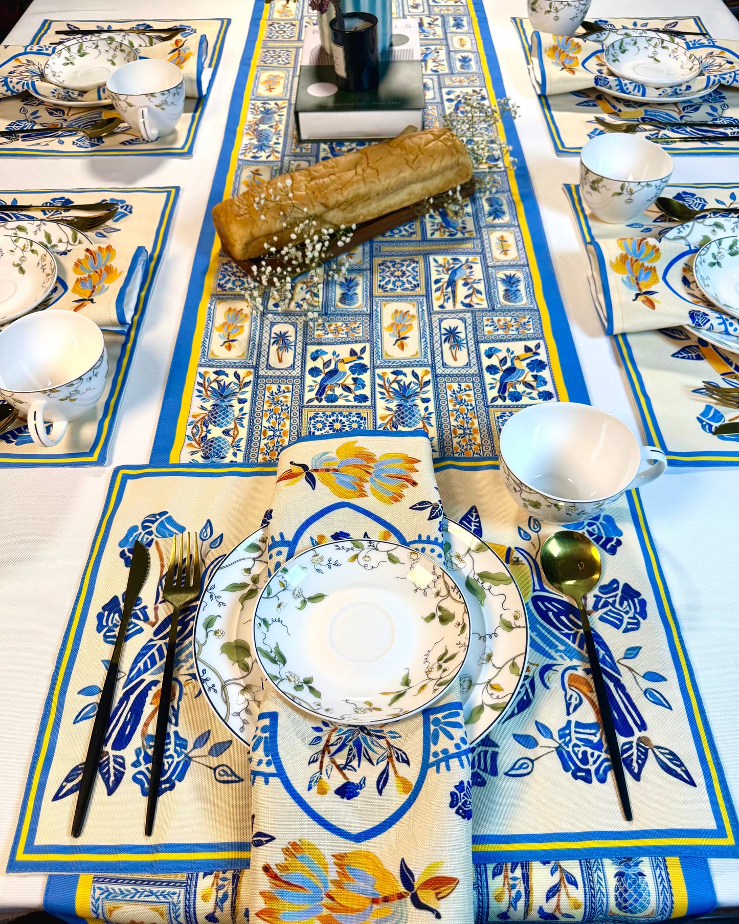 Table Set - Tropical